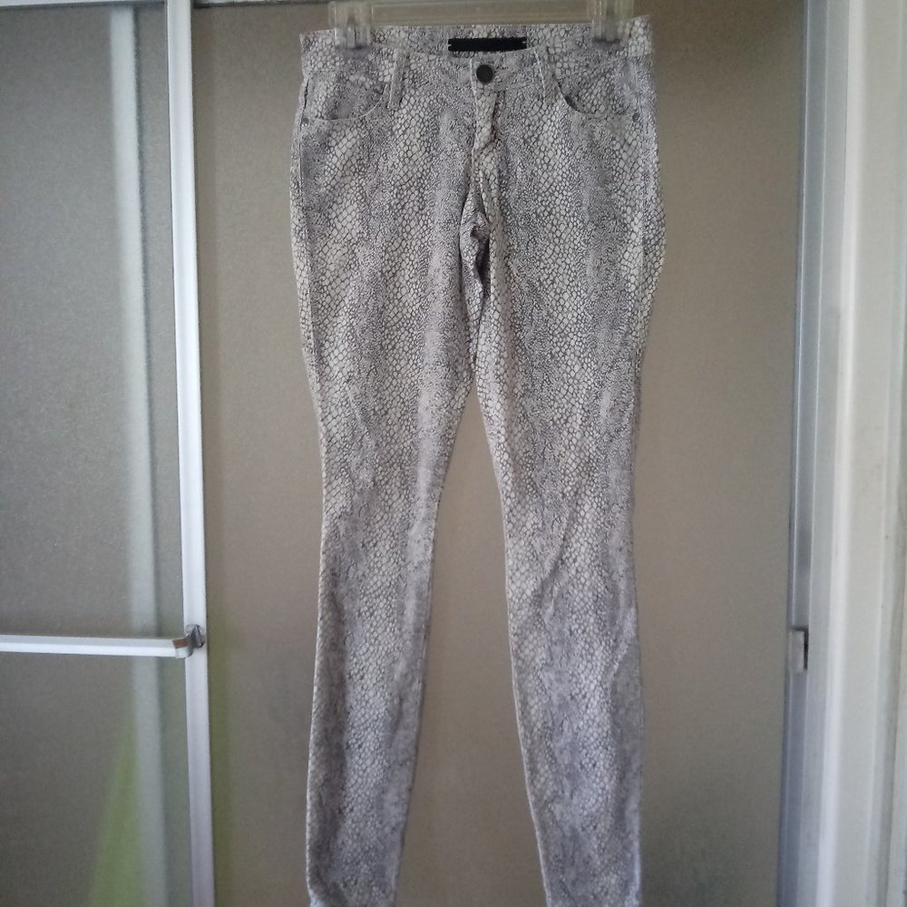 Material Girl Junior's Snakeskin Print Pants Sz. 0
